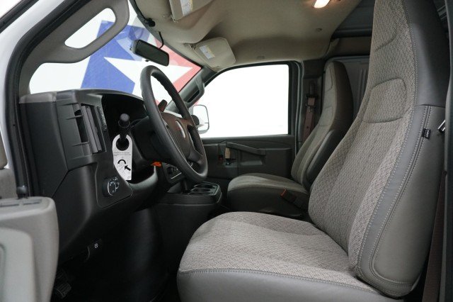 New 2026 Summit White GMC Work Van image 16