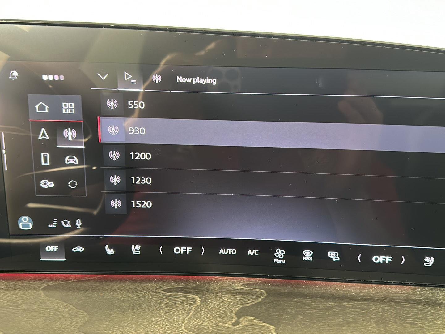 Used 2025 Navarra Blue Metallic Audi Premium Plus image 29
