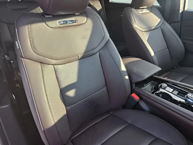New 2026 Star White Metallic Tri-Coat Ford Platinum™ image 50