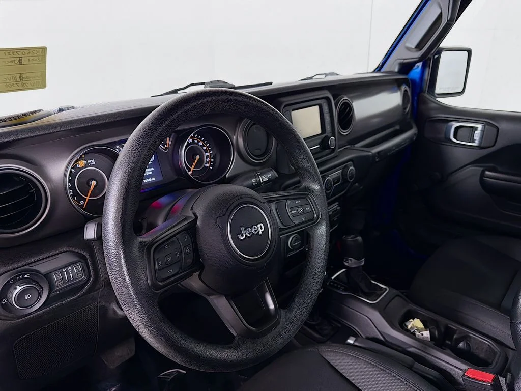 Used 2021 Blue Jeep Unlimited Sport image 10