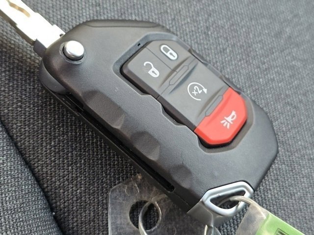 2025 Jeep Wrangler 4-Door Sport S - Photo 35