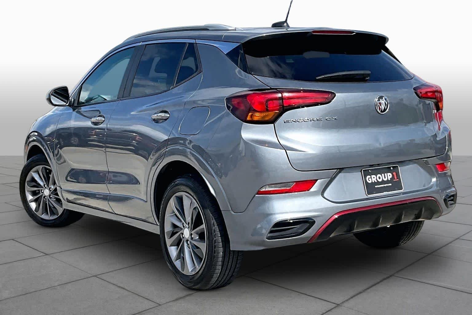 Used 2022 Satin Steel Metallic Buick Select image 12