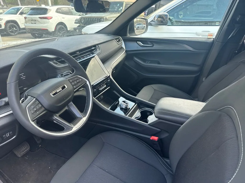 2025 Jeep Grand Cherokee L Laredo - Photo 33