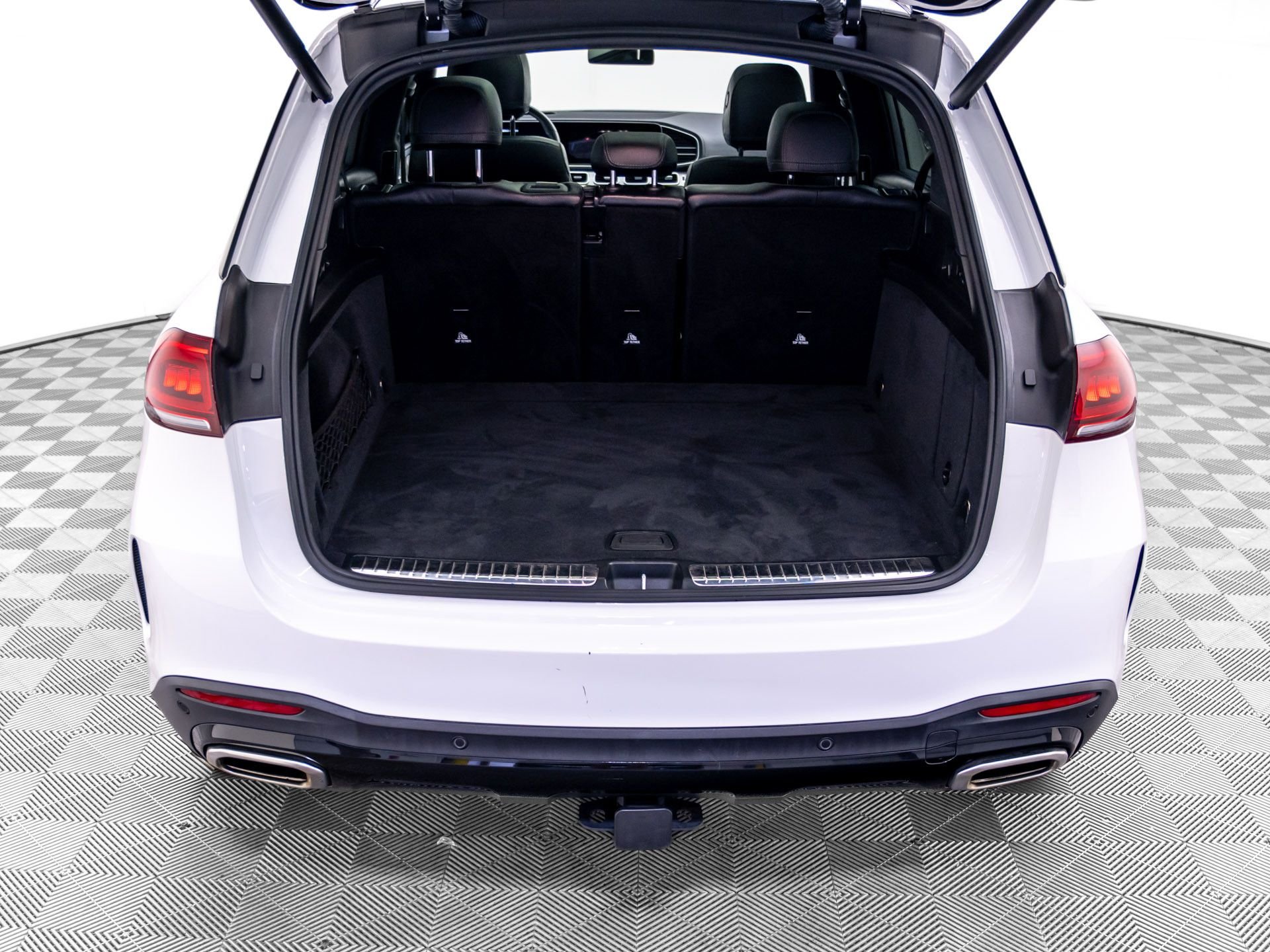 Used 2023 White Mercedes-Benz GLE 580 image 36
