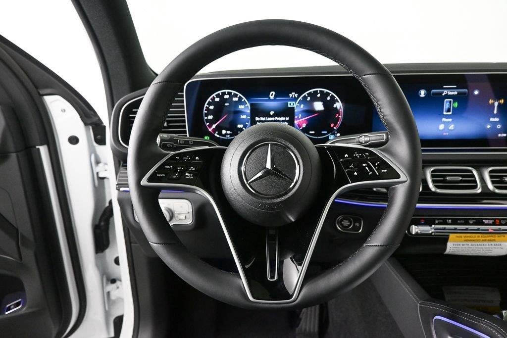 New 2026 MANUFAKTUR Moonlight White Metallic Mercedes-Benz GLE 350 image 2