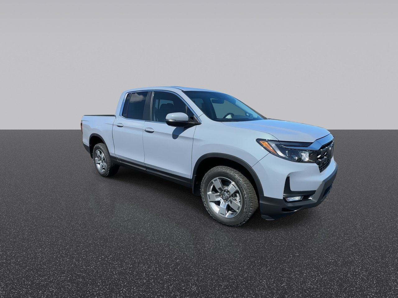 New 2026 Sonic Gray Pearl Honda RTL AWD image 2