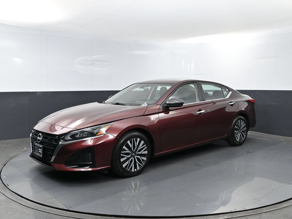 2025 Nissan Altima