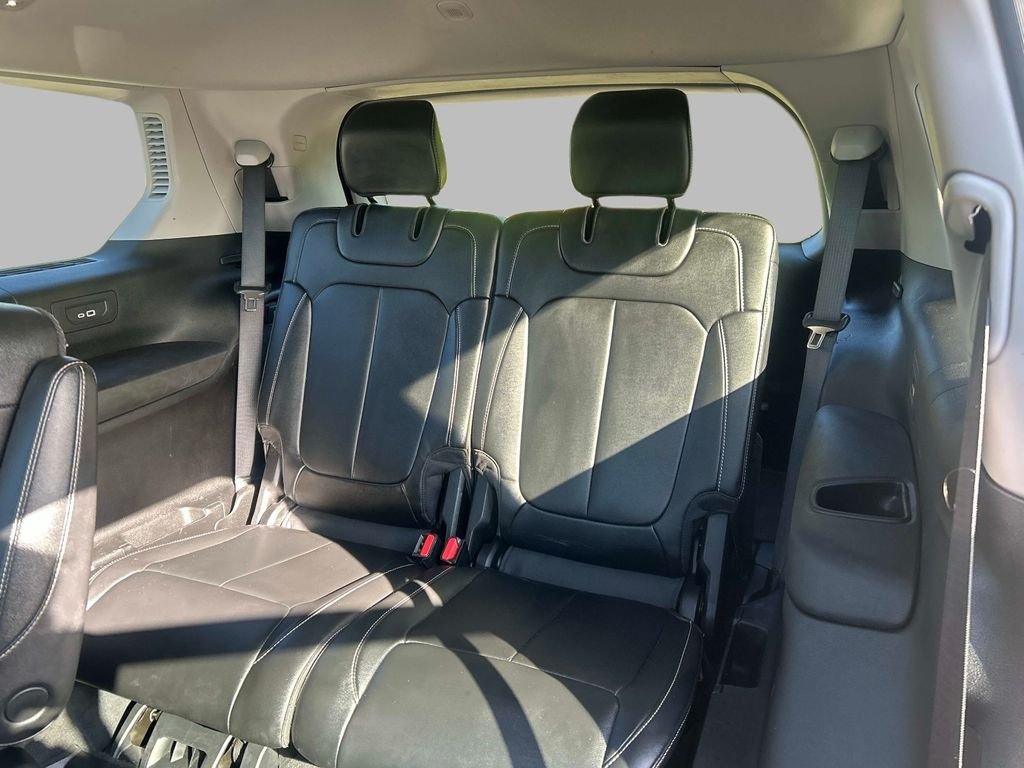 Used 2023 Black Jeep Limited image 20