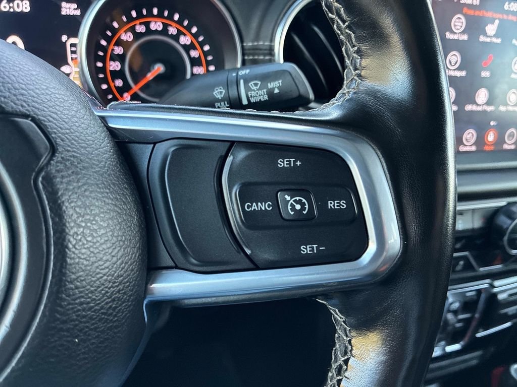 Used 2021  Jeep Overland image 24