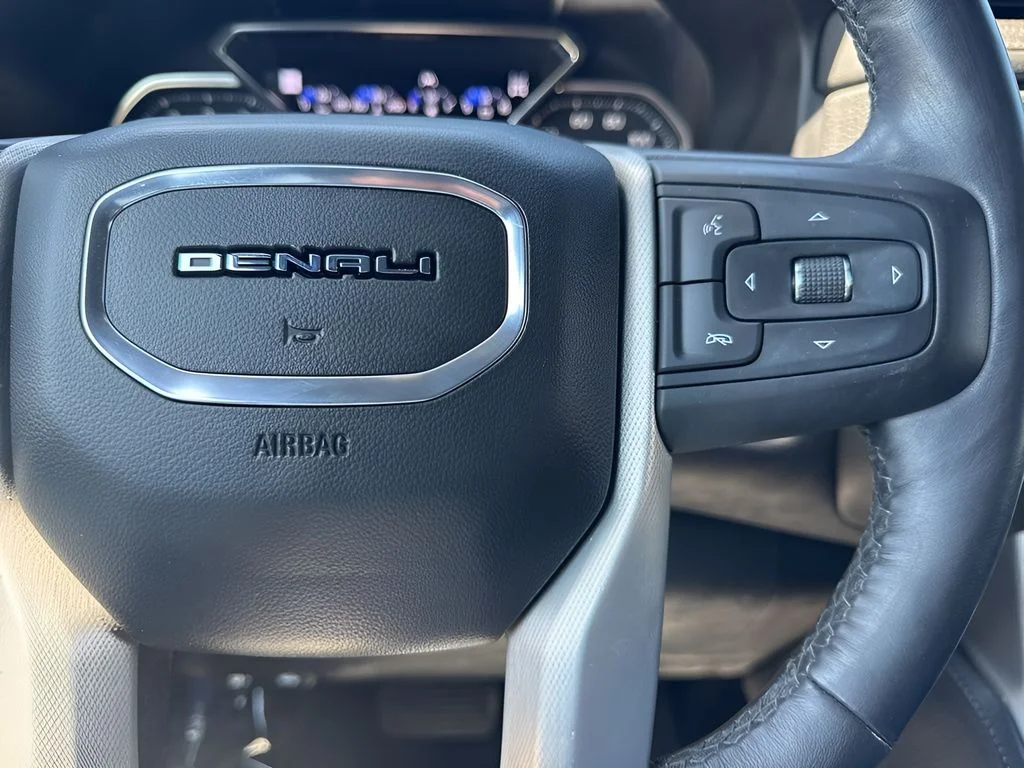 Used 2021 Black GMC Denali image 16