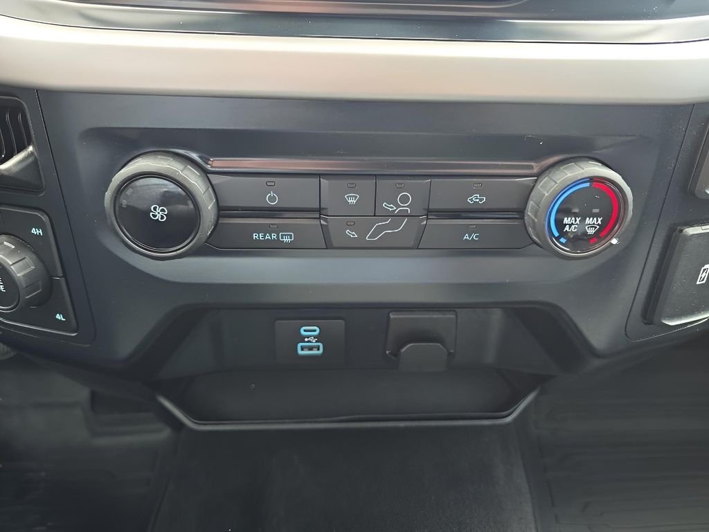 Used 2023 Brown Ford XLT image 17
