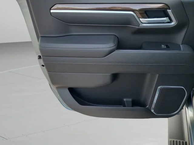 New 2026 Sterling Gray Metallic Chevrolet RST image 15