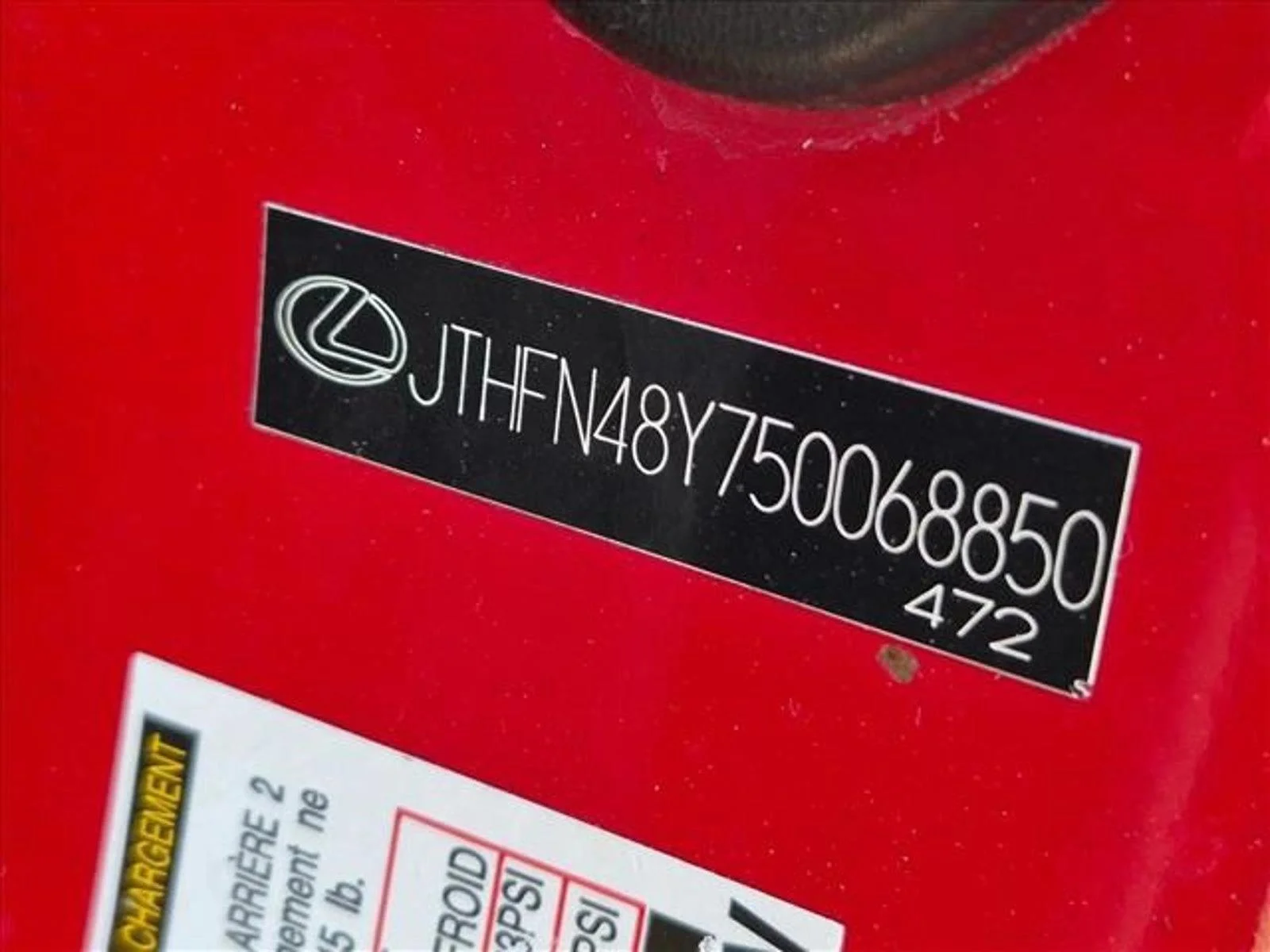 Used 2005 Red Lexus  image 15