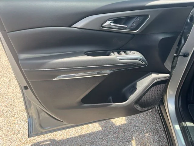 Used 2025 Gray Chevrolet LT image 27