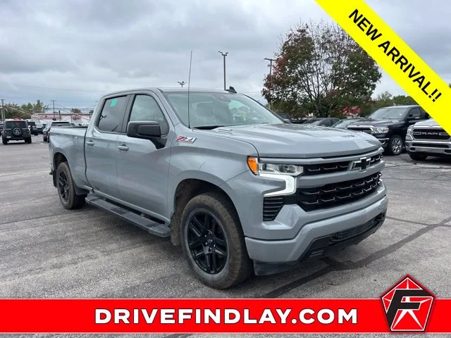Used 2024 Gray Chevrolet RST image 3