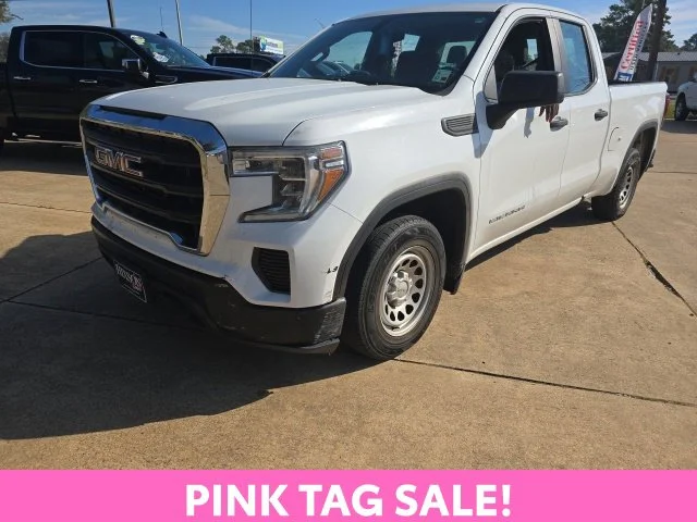 Used 2019 White GMC Base image 1