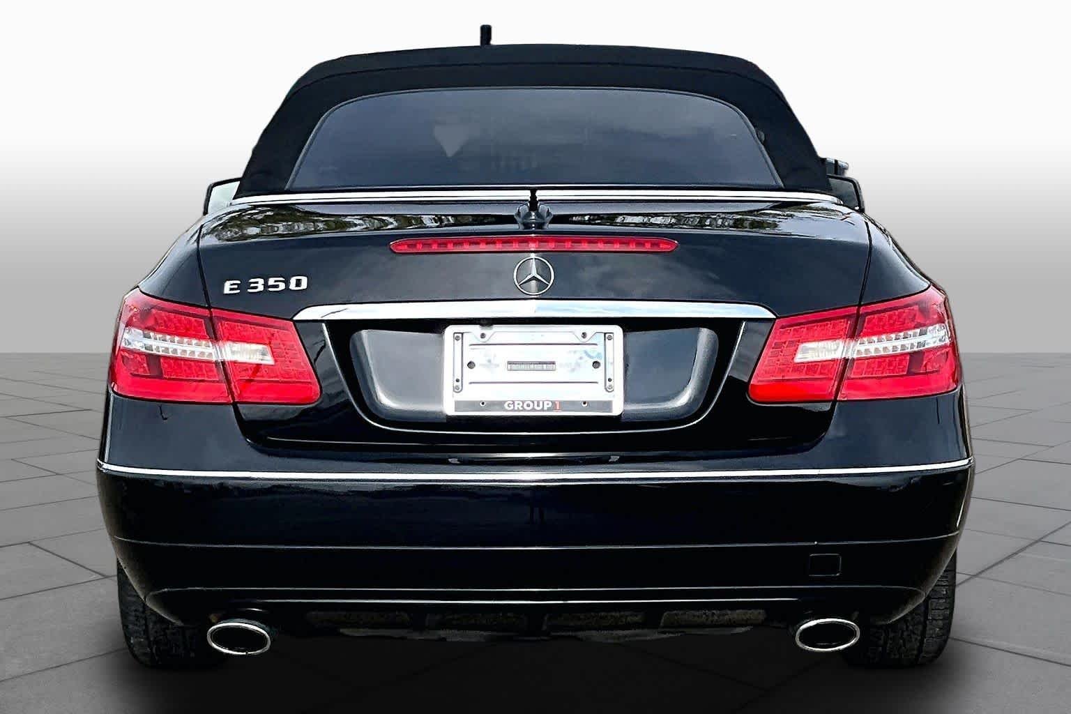 Used 2012  Mercedes-Benz E 350 image 4