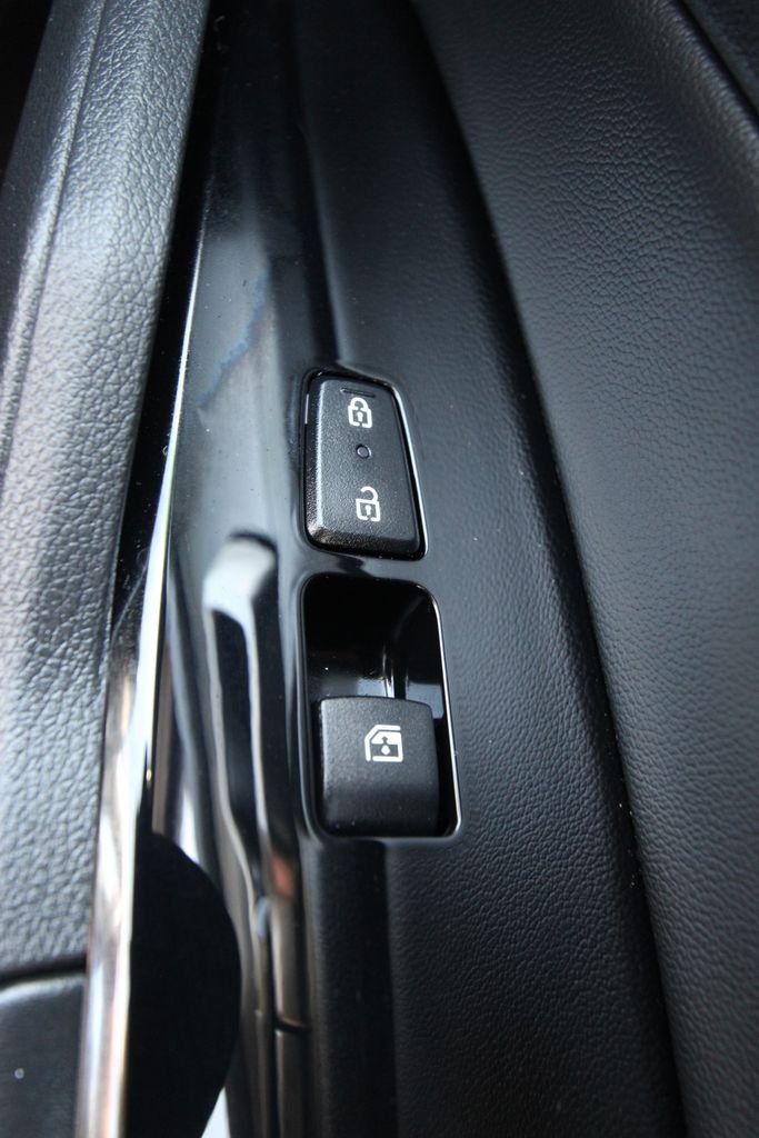 Used 2024 White Kia EX image 23