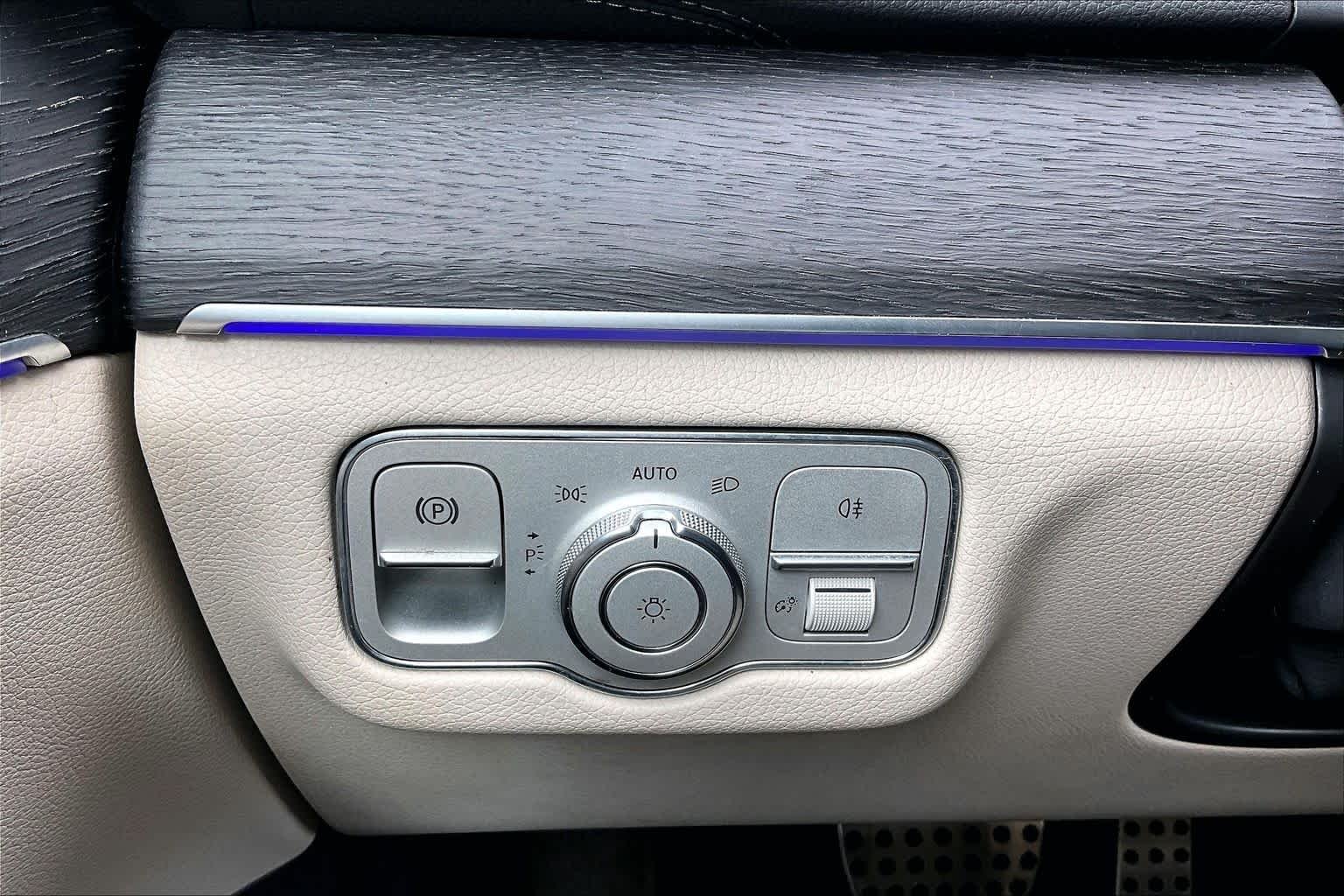 Used 2020 Lunar Blue Metallic Mercedes-Benz GLS 450 image 34
