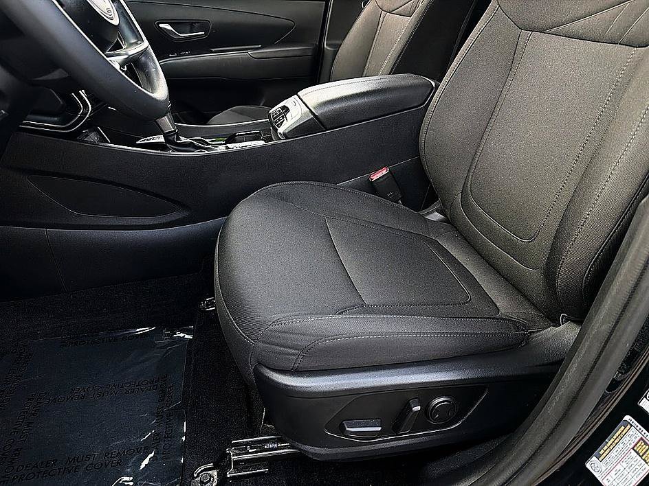 Used 2022 Phantom Black Hyundai SEL image 11
