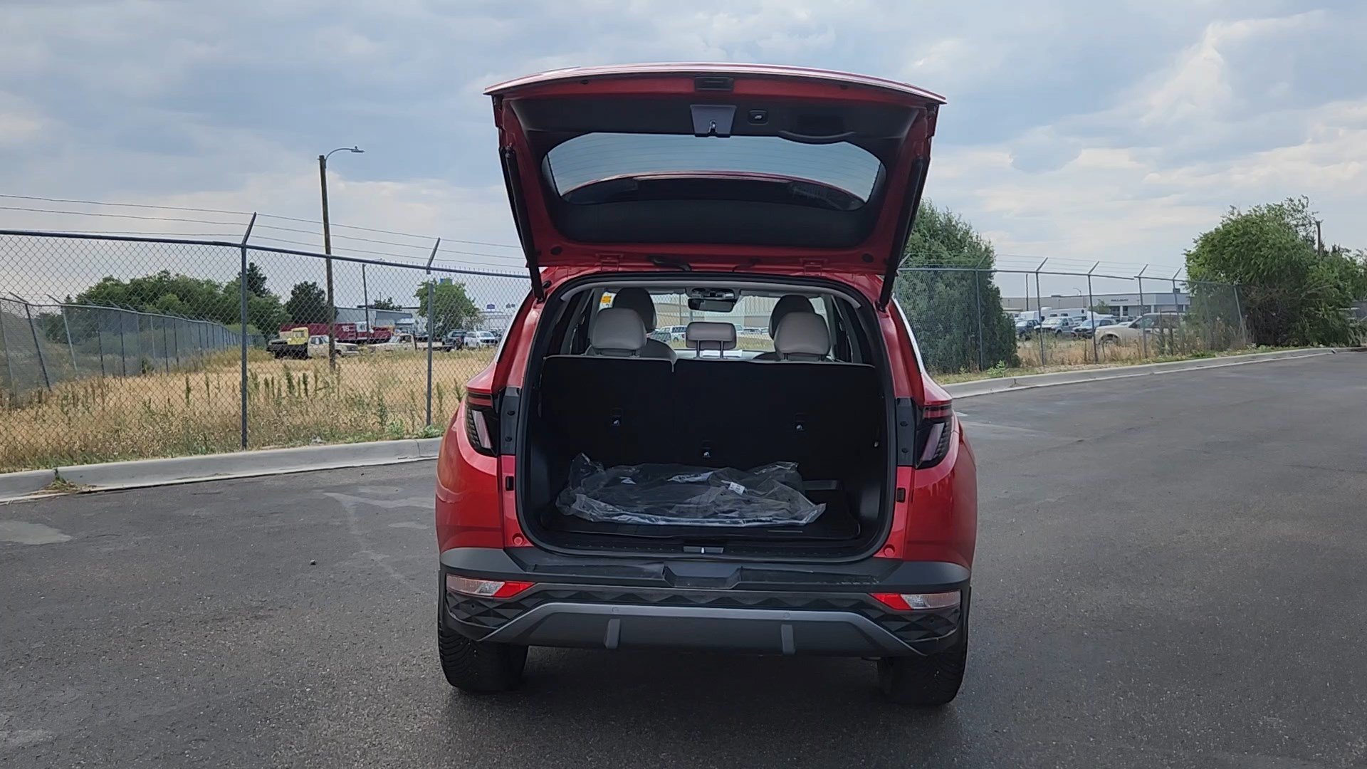 2023 Hyundai Tucson Limited - Photo 18