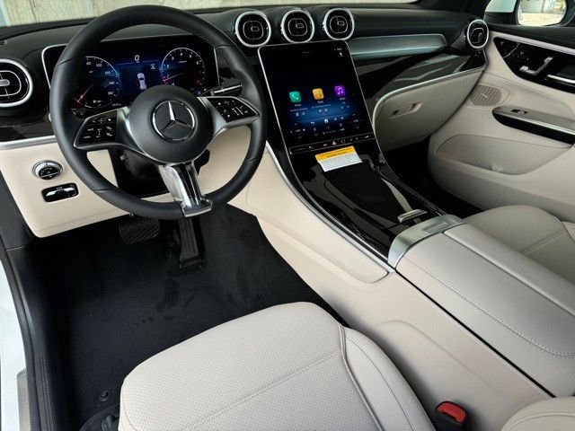 New 2025 Polar White Mercedes-Benz GLC 300 image 9