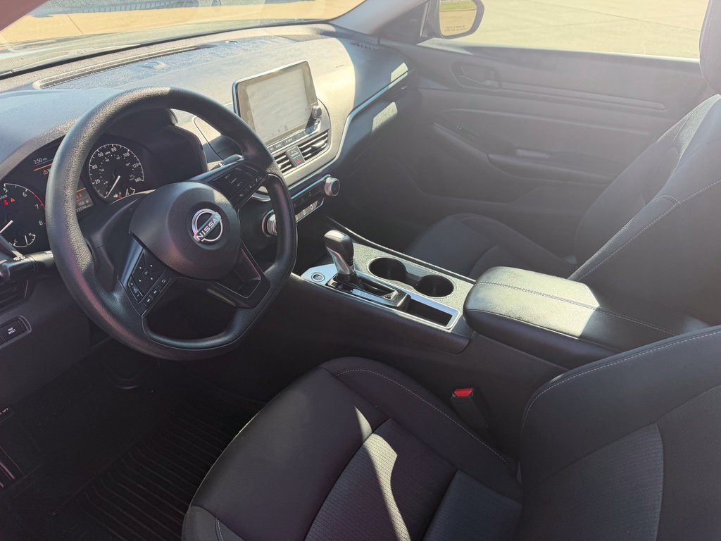 Used 2025 Black Nissan 2.5 S image 12