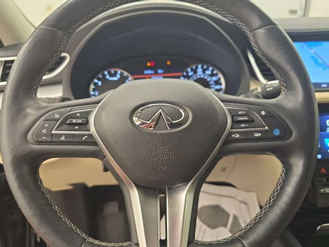 Used 2019 Black INFINITI ESSENTIAL image 31