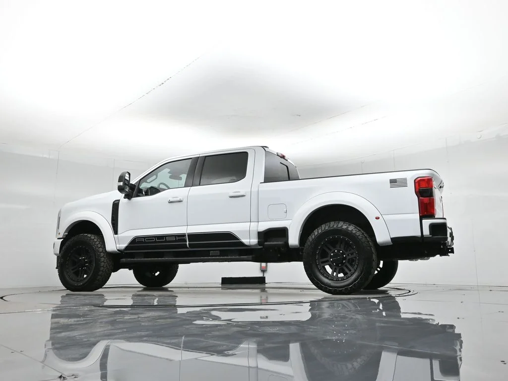 New 2026 Oxford White Ford Lariat image 53