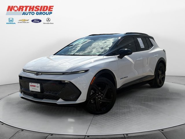 Certified Used 2025 Iridescent Pearl Tricoat Chevrolet RS image 3