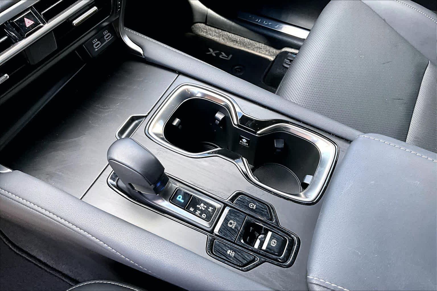 Used 2023 Nori Green Pearl Lexus Premium image 17