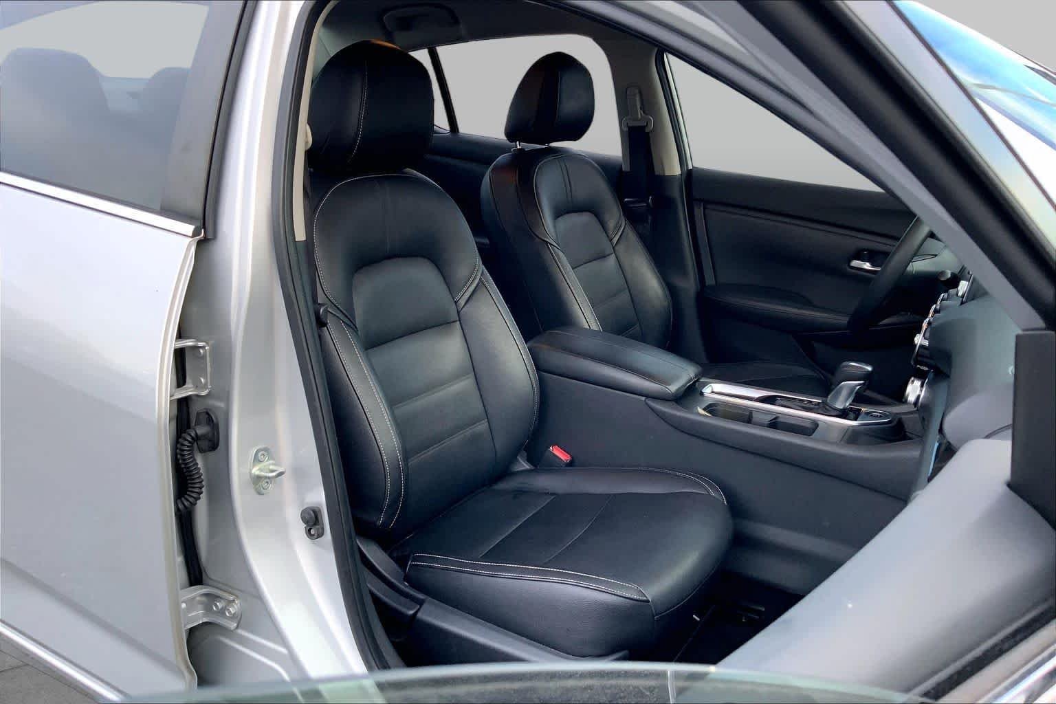 Used 2020 Brilliant Silver Metallic Nissan S image 8