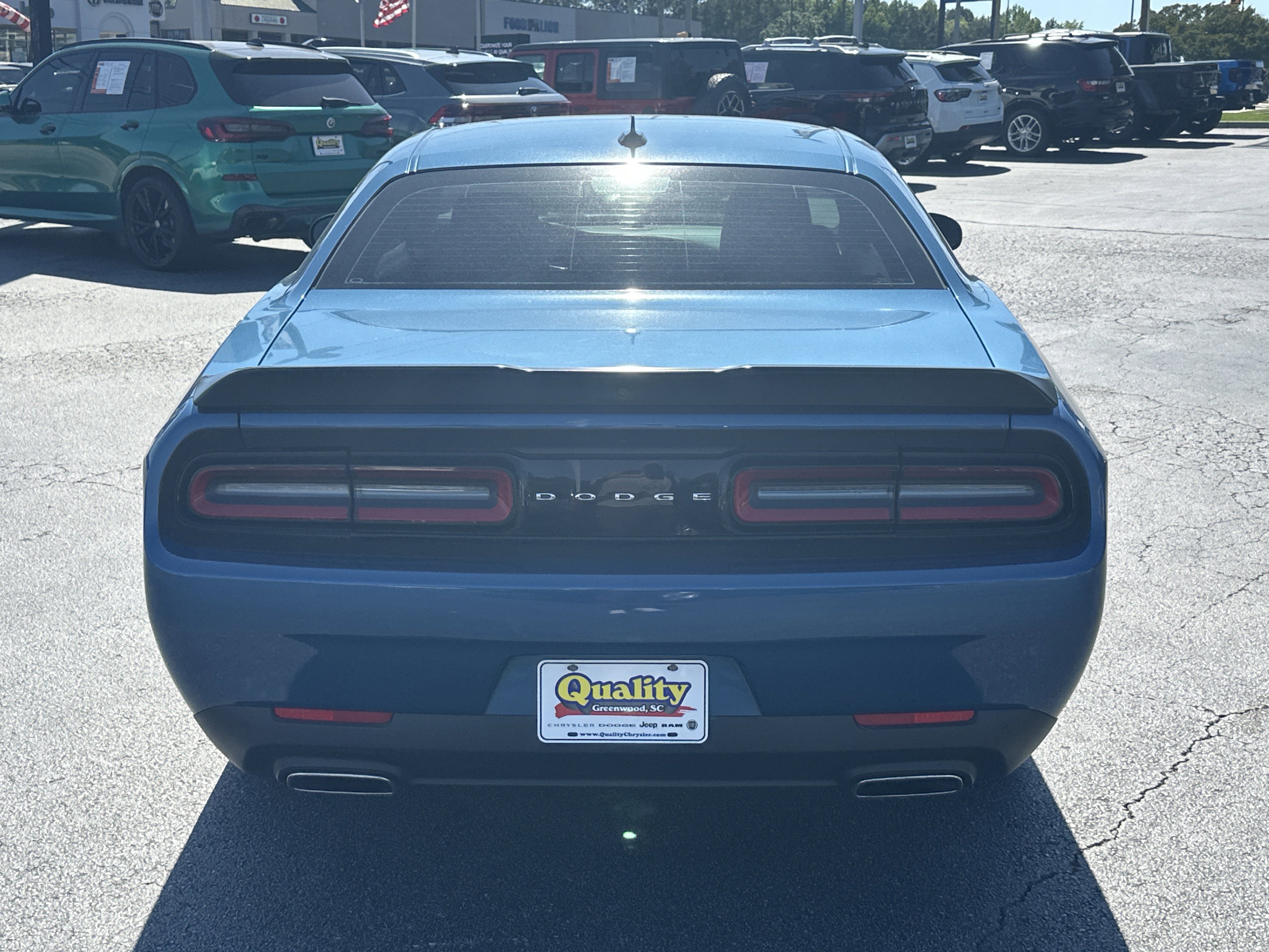Used 2023 Frostbite Dodge SXT image 7