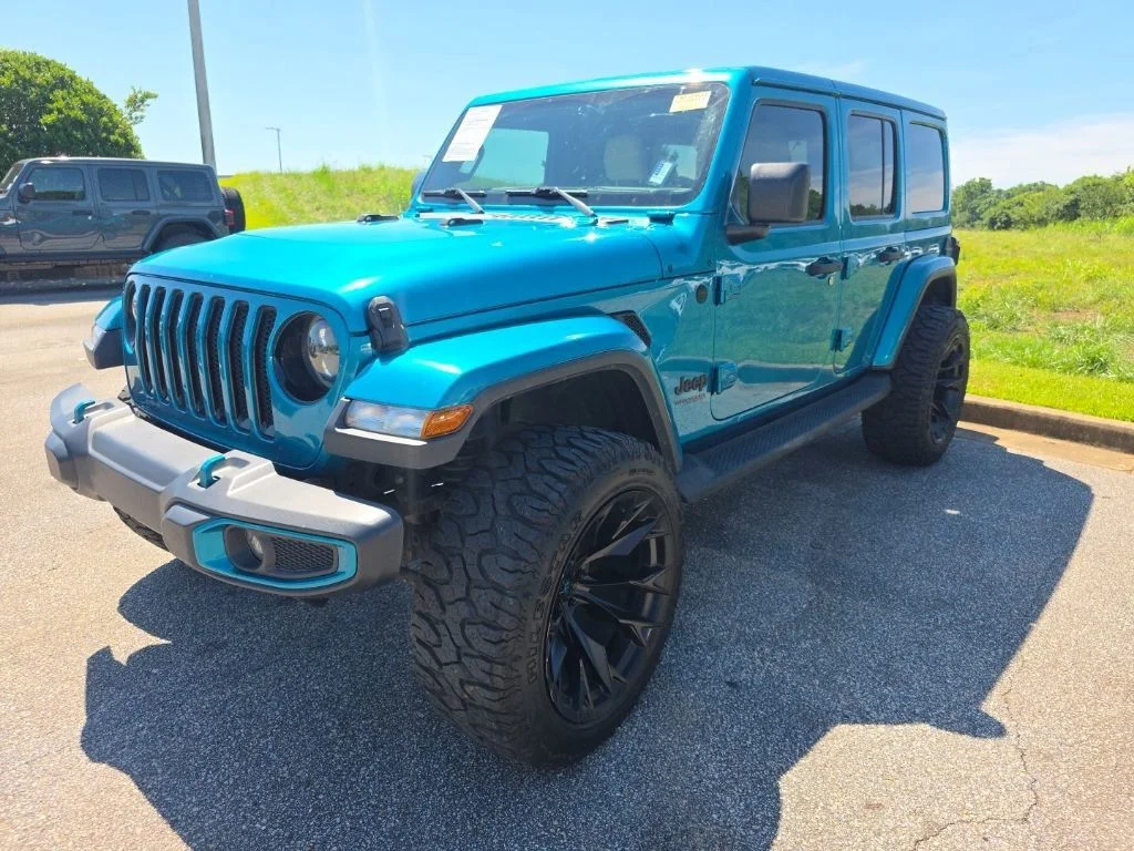 2020 Jeep Wrangler Sahara Altitude's photo