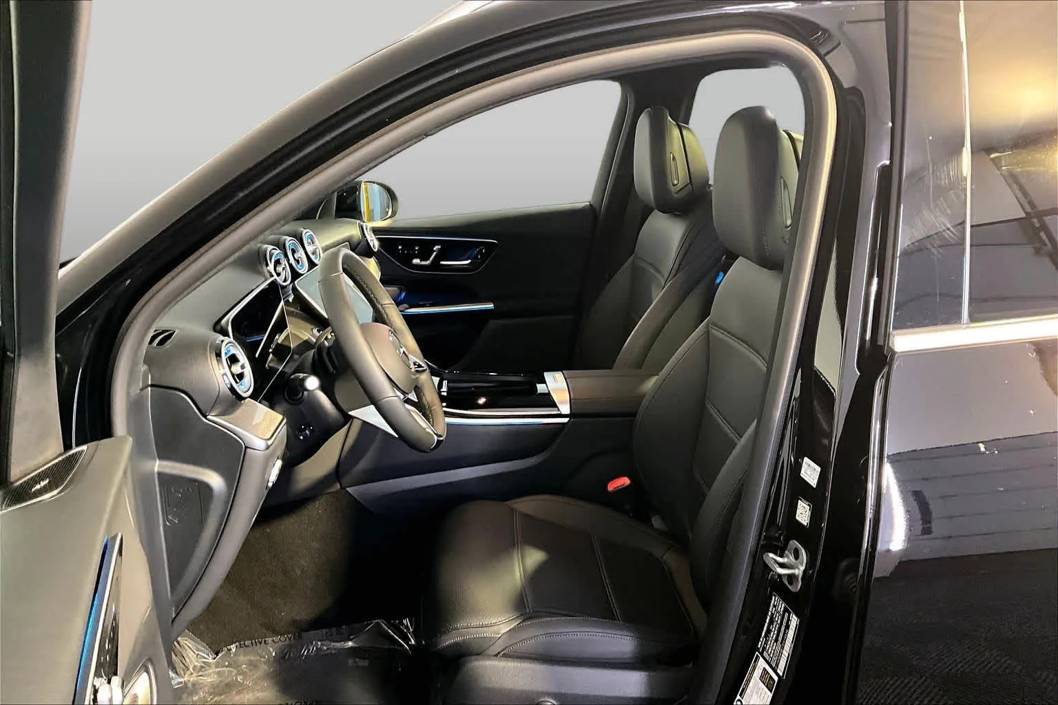 Certified Used 2026 Black Mercedes-Benz GLC 300 image 9