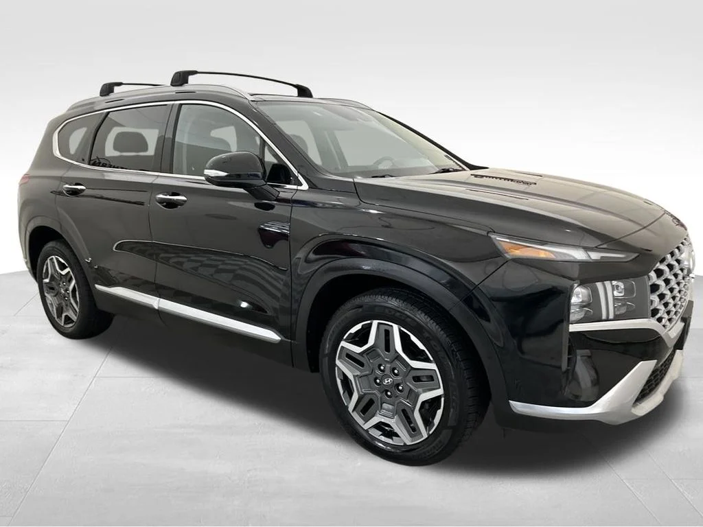 Used 2022 Black Hyundai Limited image 8