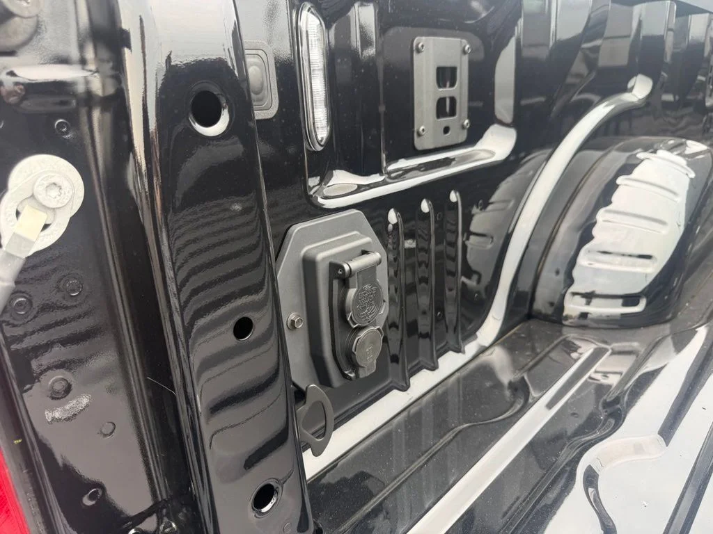 New 2026 Agate Black Metallic Ford F-450® Lariat® image 57