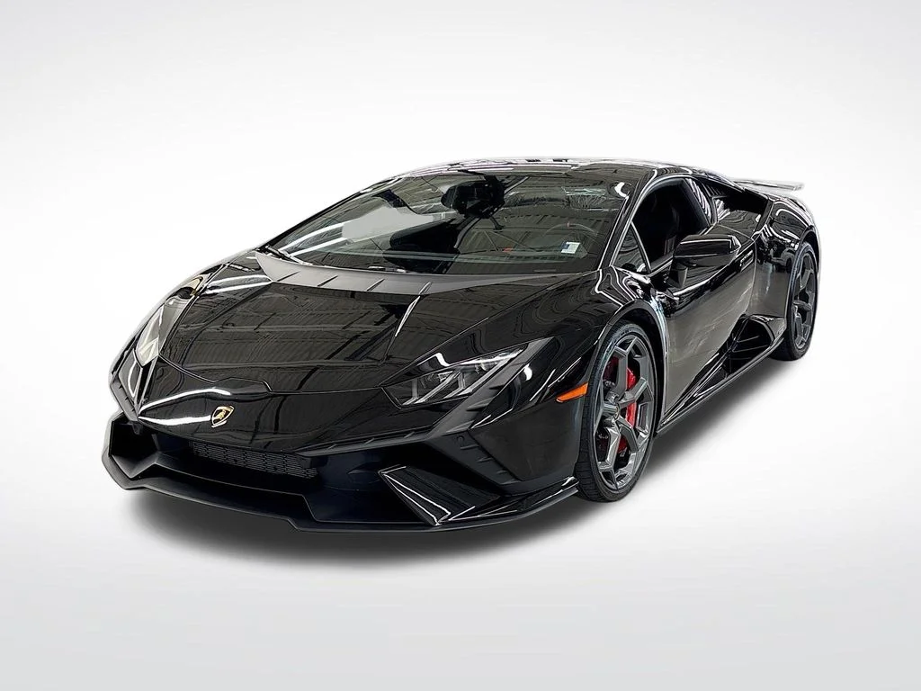 2024 Lamborghini Huracan's photo