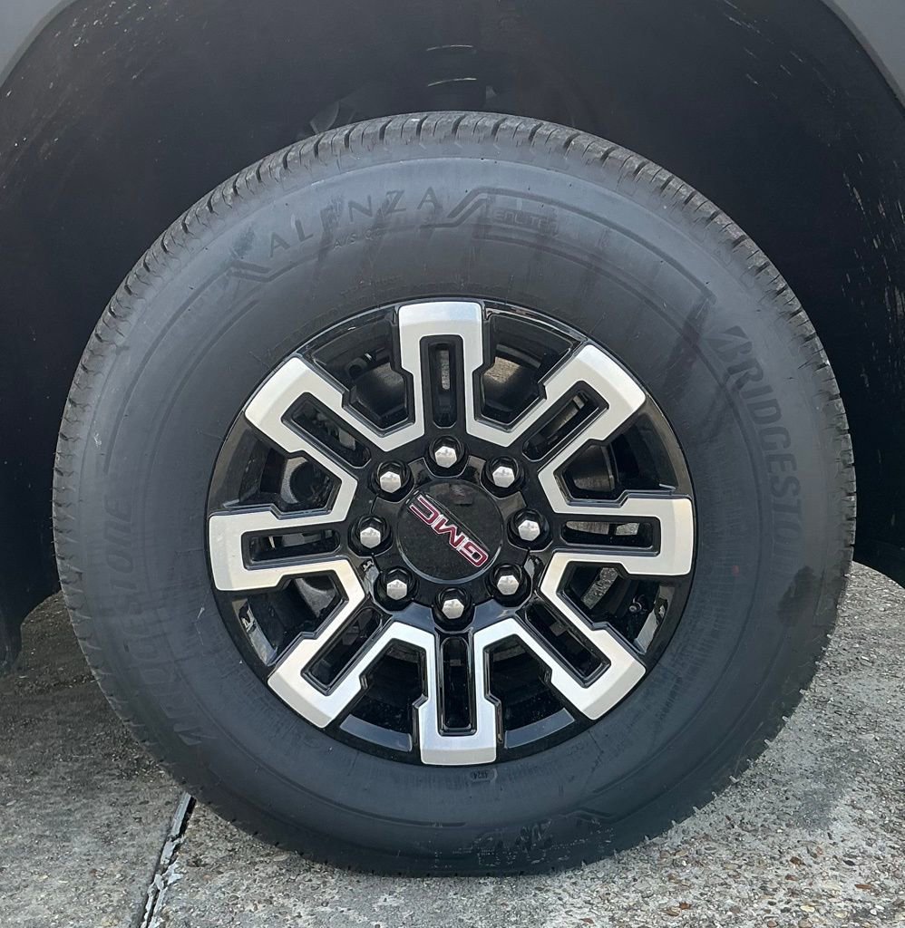 2026 GMC Sierra EV Elevation - Photo 10
