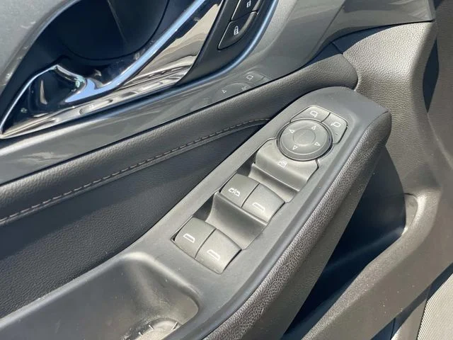 Used 2021 Gray Chevrolet LT image 18