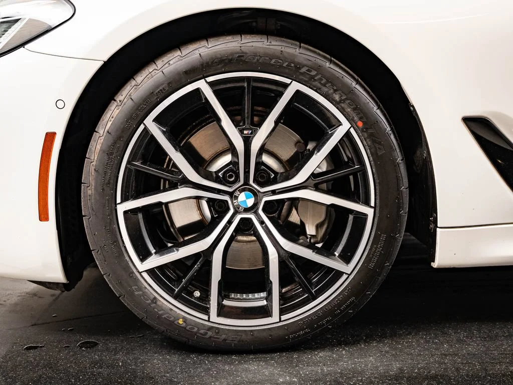 Used 2023 Alpine White BMW 530i xDrive image 13