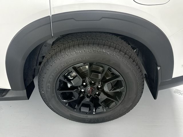 2025 Nissan Armada PRO-4X - Photo 11