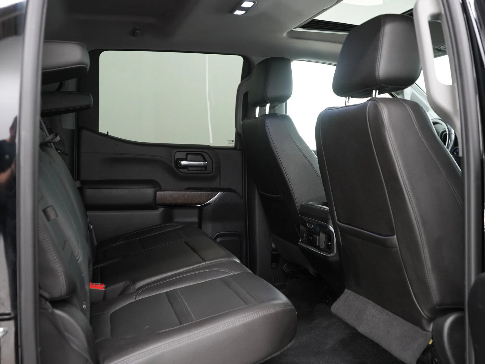 Used 2019 Black GMC Denali image 14