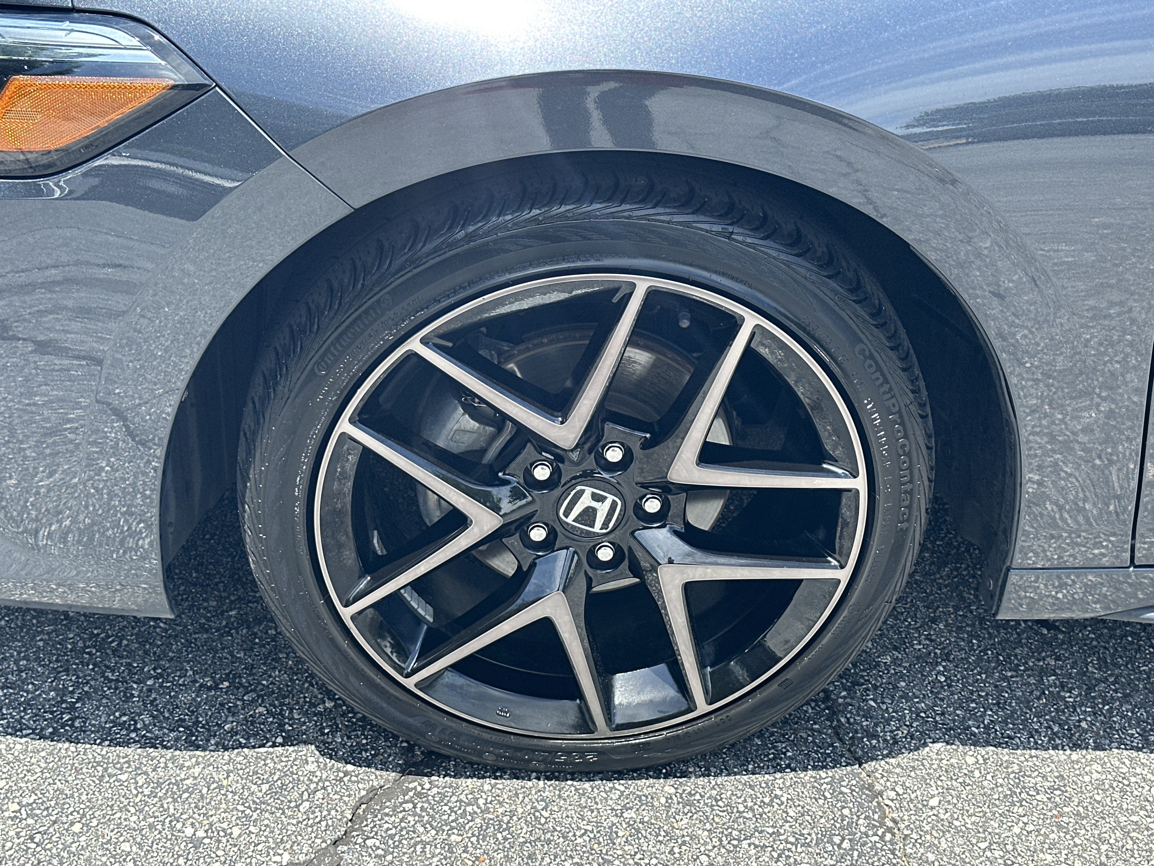 Used 2024 Meteorite Gray Metallic Honda Sport Touring image 12
