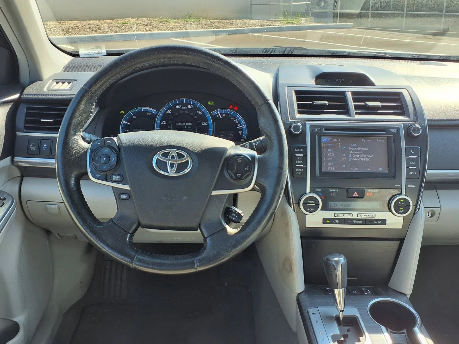 Used 2013 Classic Silver Metallic Toyota XLE image 5