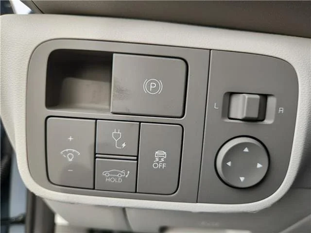 New 2025 Transmission Blue Hyundai SEL image 12