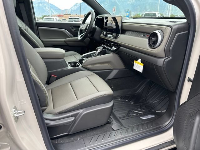 2026 Chevrolet Colorado ZR2 - Photo 15