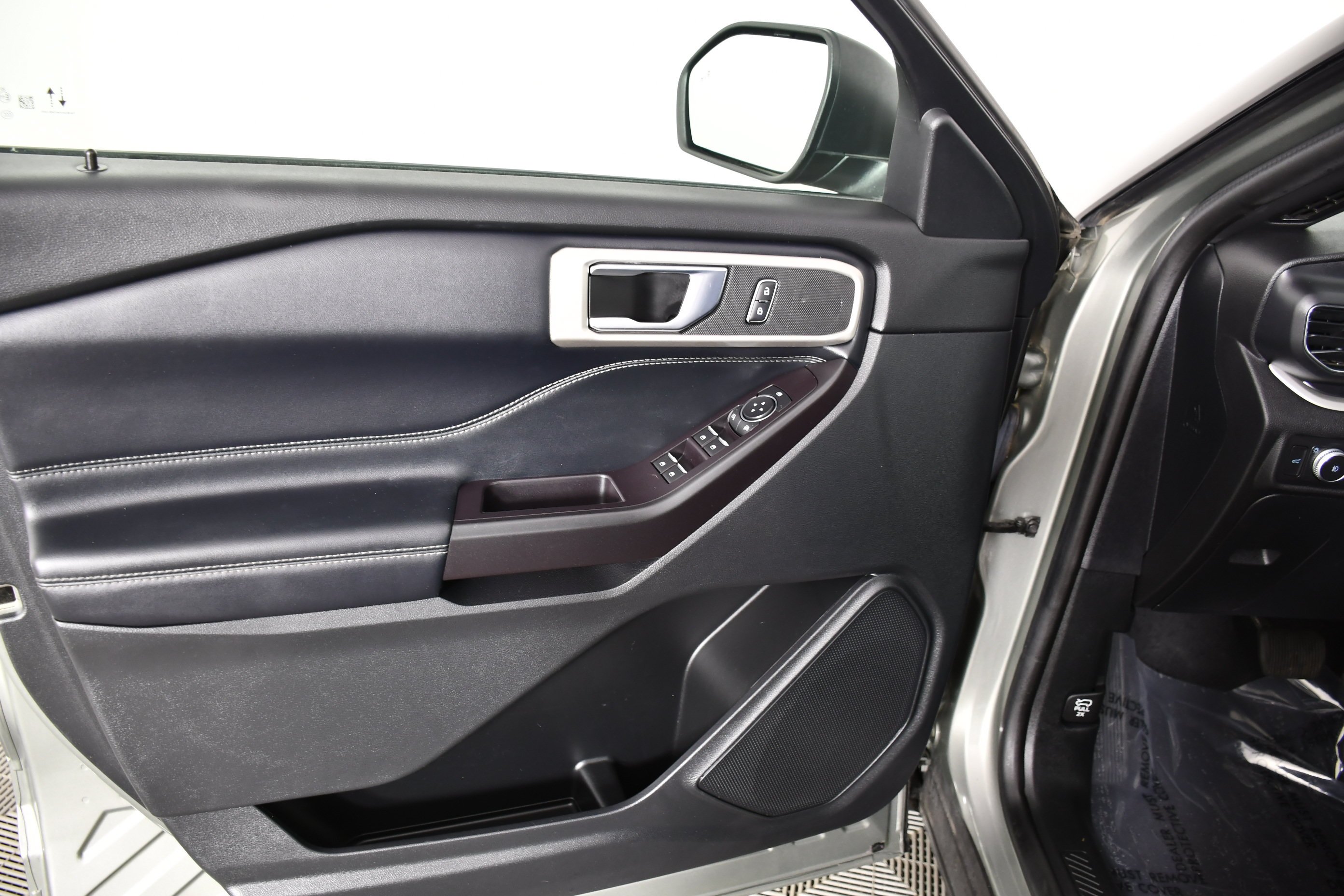 Used 2020 Silver Spruce Metallic Ford XLT image 35