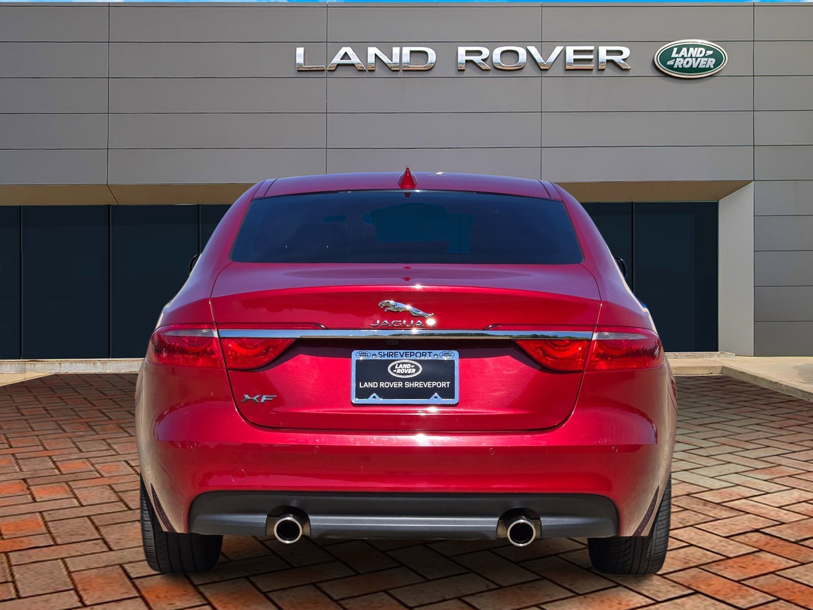 Used 2017  Jaguar 35t Premium image 5
