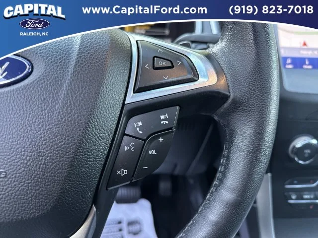 Used 2020 Gray Ford SEL image 24